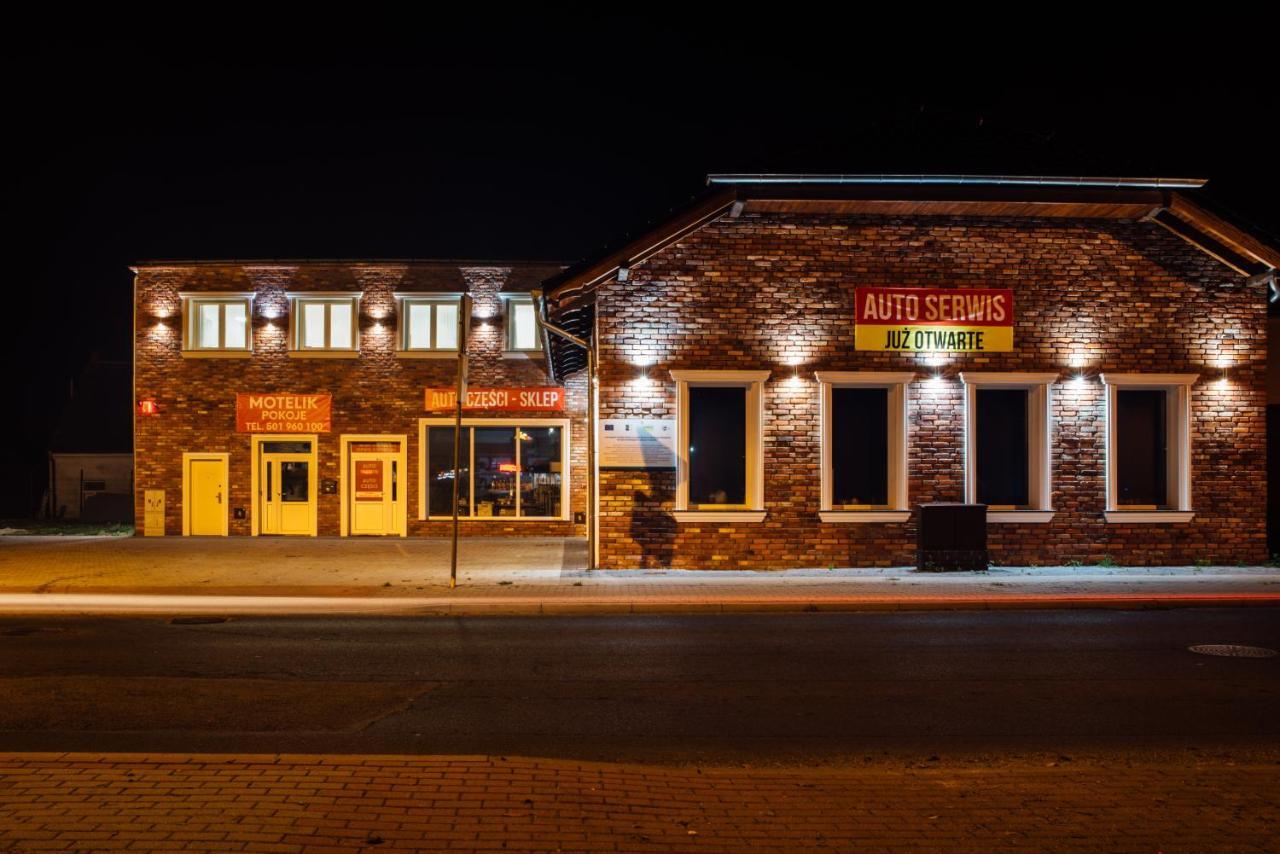 Motelik Janowski Szprotawa Kültér fotó